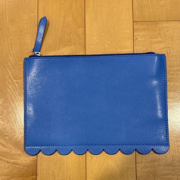 Banana Republic Handbags - NWOT Blue Leather Scalloped Clutch